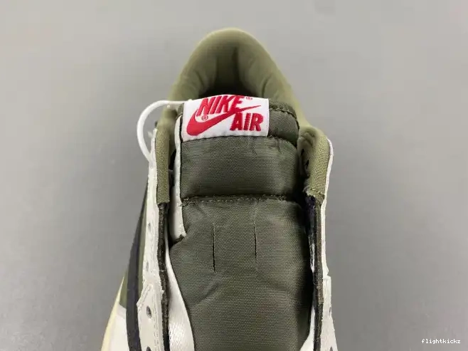 DM7866-200 AIR MEDIUM JORDAN X LOW SCOTT 1 OG OLIVE TRAVIS 0608